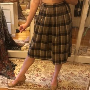 Vintage 70s plaid pleated midi skirt